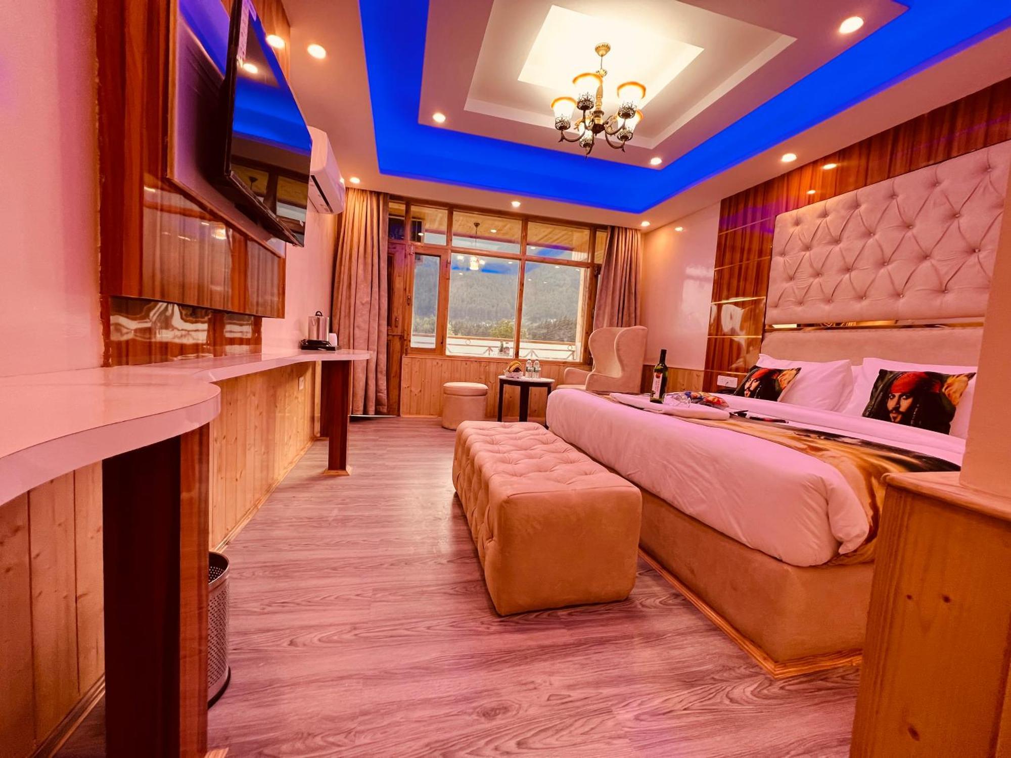 West Western Resort Manali #Neartomallroad #Gym #Lawn #Playingzone #Pooltable #Kidsfriendly #Mountainview #Tabletennis #Familyfriendly #Privateparking מראה חיצוני תמונה