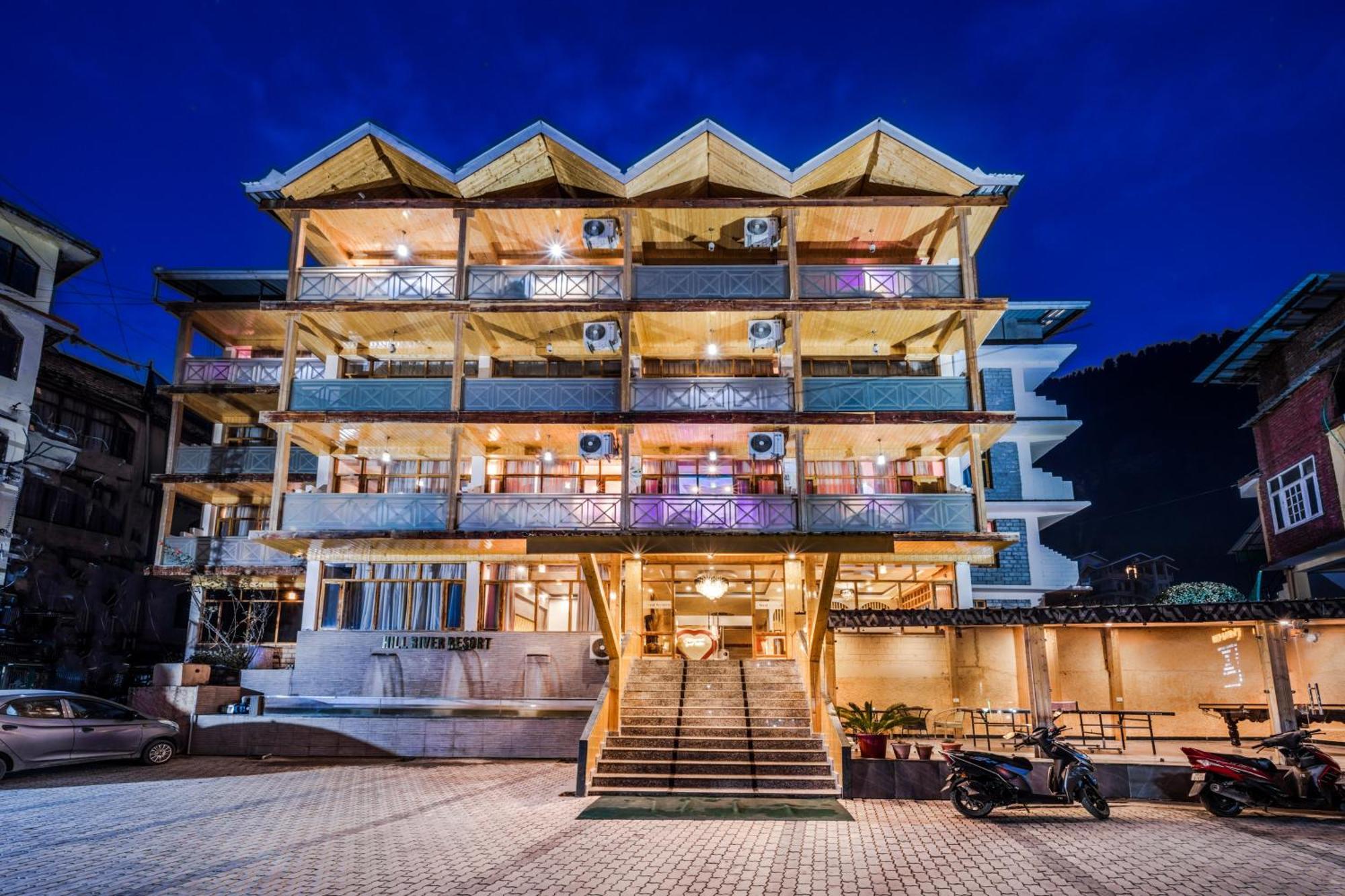 West Western Resort Manali #Neartomallroad #Gym #Lawn #Playingzone #Pooltable #Kidsfriendly #Mountainview #Tabletennis #Familyfriendly #Privateparking מראה חיצוני תמונה